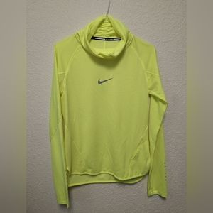 Nike DRI Fit Long Sleeve Shirt